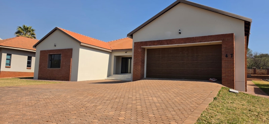 4 Bedroom Property for Sale in Buffelsfontein A H North West